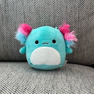 Squishmallows 5” Anastasia Fuzzamallow axolotl. Butt/fabric tags only.